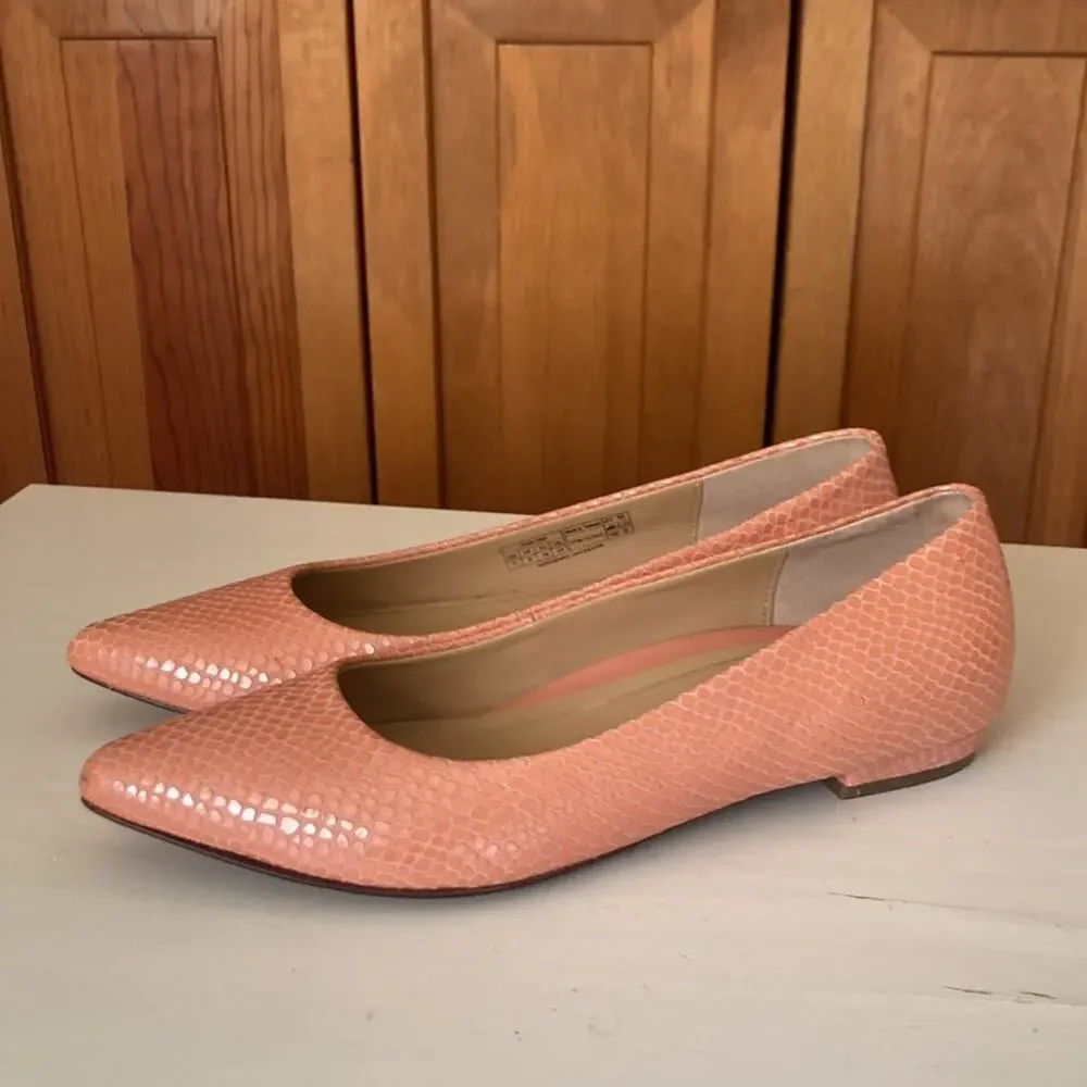 Vionic Peachy Pink Embossed Leather Lena Flats, Size 7